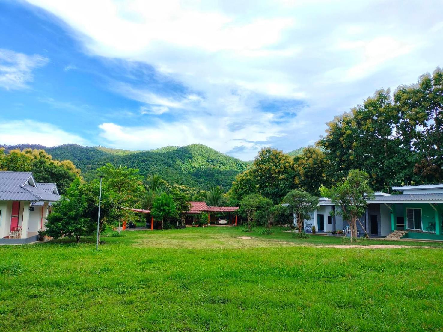 Pimpisa Garden พิมพิศา การ์เด้นท์ Villa Khuang Kom Екстериор снимка